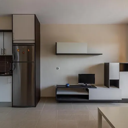 Flatguest + + 2bdr + Pool Apartamento